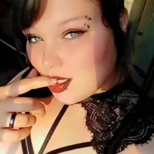 Raychelle