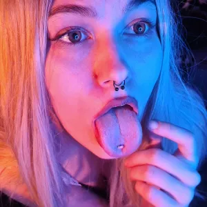 Paprica Clain FREE_TO_PLAY