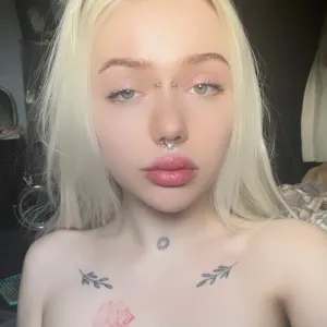bl0wjob barbie