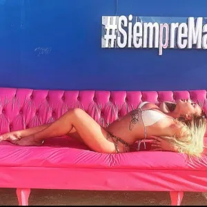 Blondy Kinky