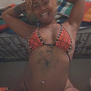 Maryonna Cross