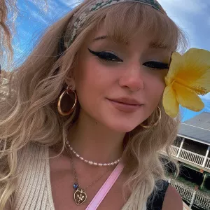 Helen Bonnibelle