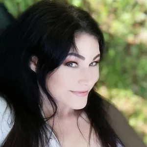 Nicita Raven
