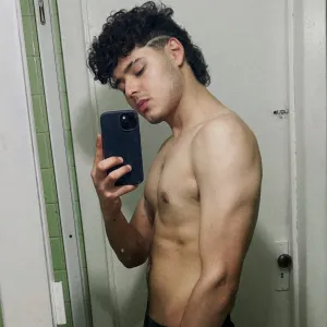 ✩ Giovszz ✩