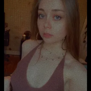 。°˖ ʚ🍓 𝒮𝓉𝓇𝒶𝓌𝒷𝑒𝓇𝓇𝓎𝓂𝒾𝓁𝓀 🍓˖⁺｡˚⋆˙🍫 ༘