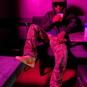 @ChrizStrokez