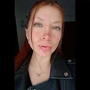 💋 𝑪𝑬𝑳𝑬𝑺𝑻𝑬 💋