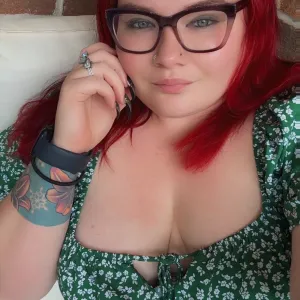 Curvy Bella Rose