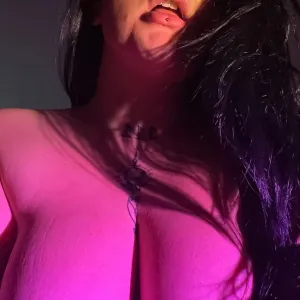 Ella Noir