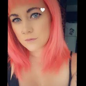 L ♡