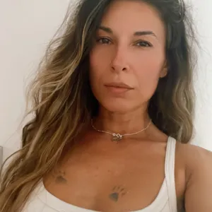 MihaELLA