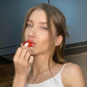 🧁 𝕋𝕖𝕤𝕤𝕚𝕖 🌸