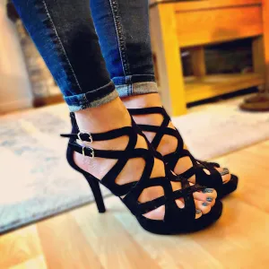 Kayssolesandtoes