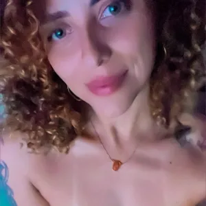 Sabryna 🍒