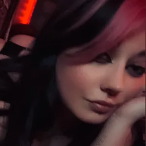 Countess Kerrigan {FINDOM}
