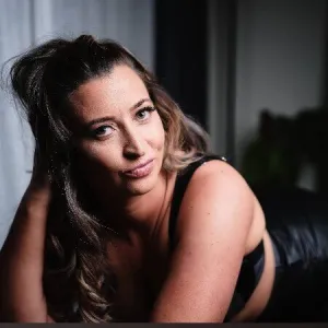 QueenBz