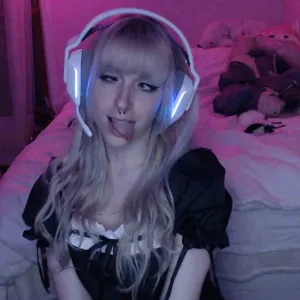 Stella Snow