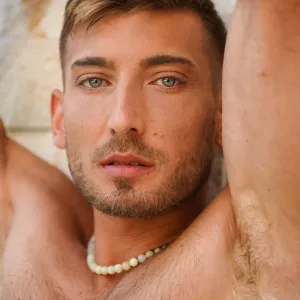FREE - Mika AYDEN