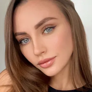 Natali 🖤