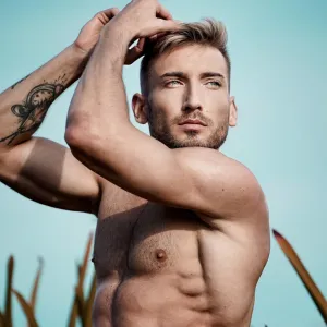 Mika AYDEN