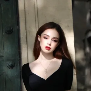 Mademoiselle Oz