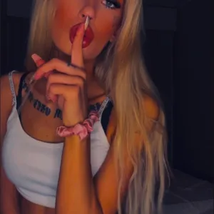 𝑪𝑨𝑳𝑳 𝑴𝑬 𝒀𝑶𝑼𝑹 𝑩𝑨𝑩𝒀'𝑮 💋✨💄