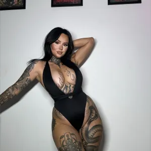 Ash 🖤