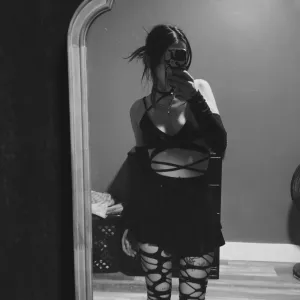 ✩༺ 𝔰𝔞𝔤𝔢 ༻✩
