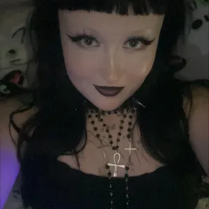 ☆ vyx ☆