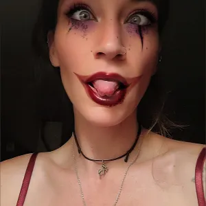 Vivienne Crystal