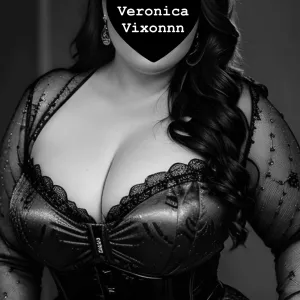 Veronica Vixonnn
