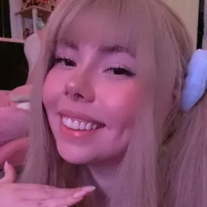 <3