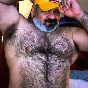 EL SÚPER OSO ADRIAN
