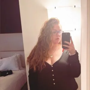 Meggg😊😋🥰🍑🍒💦