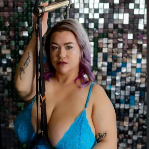 Miss Kiss Riss