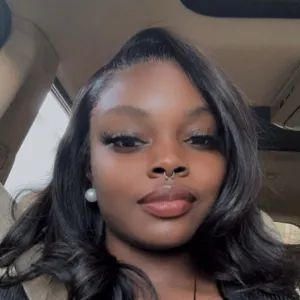 🌸💧MISS MONE’T💧🌸