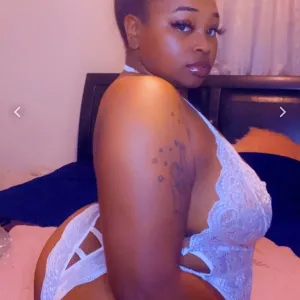 ✨Starr Ebony Soles ✨