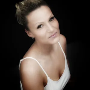 Samantha Jolie
