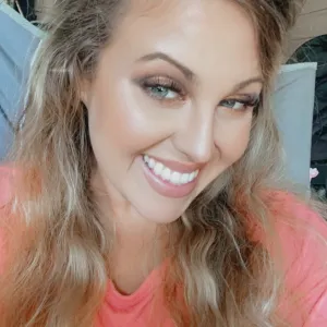 KaceyLou
