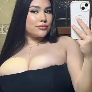 Valentina 🩷