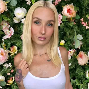 Cara Sky 🦋