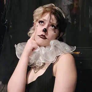 Claire they/he