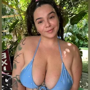 Nesse 🍈🍈 Tattooed Mommy 🔥