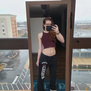 K B