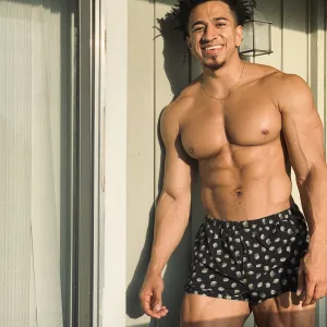 TheShawnRaymond (Free Page)
