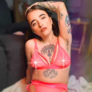 Scarlet Fawn🦌🌻