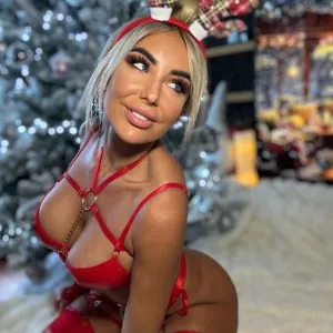 LucySea VIP #1 blonde on OF 💞😈