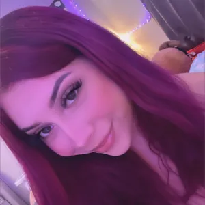 Kayla 🎀