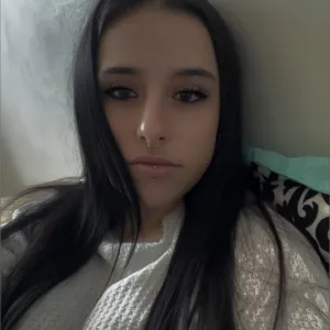 Brunette_hot
