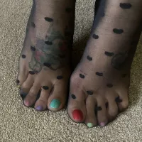 nylon_nurse_perfect_toes